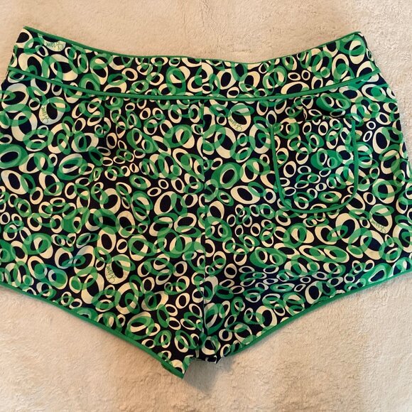 Vintage Diane Von Furstenberg shorts - Picture 1 of 6